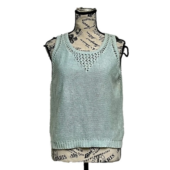 Crazy Horse Collection woman’s Blue Crochet Lightweight sweater Vest Cottegecore - Picture 1 of 9